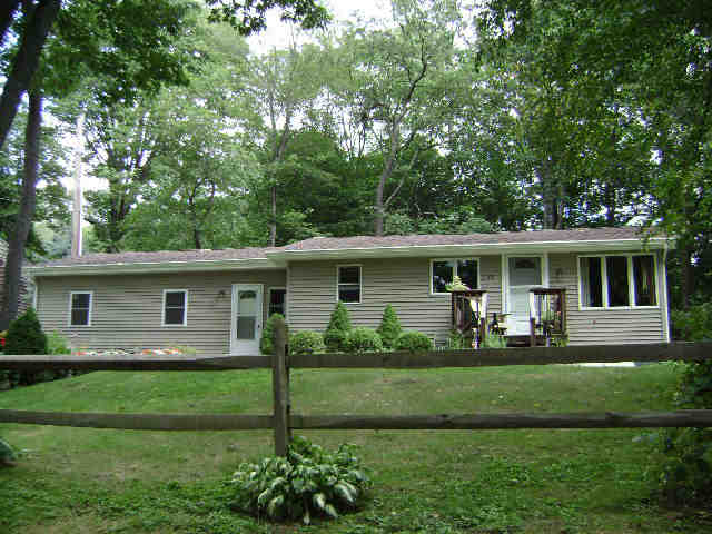 Building photograph for 48 RIDGE RD